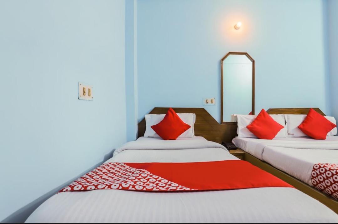 Hotel Raj Hans Dx Yeni Delhi Dış mekan fotoğraf